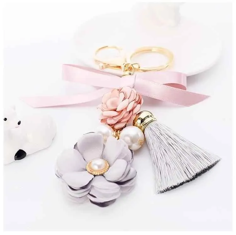 Bowknot Flower Pearl Unique Key Chain - C4961