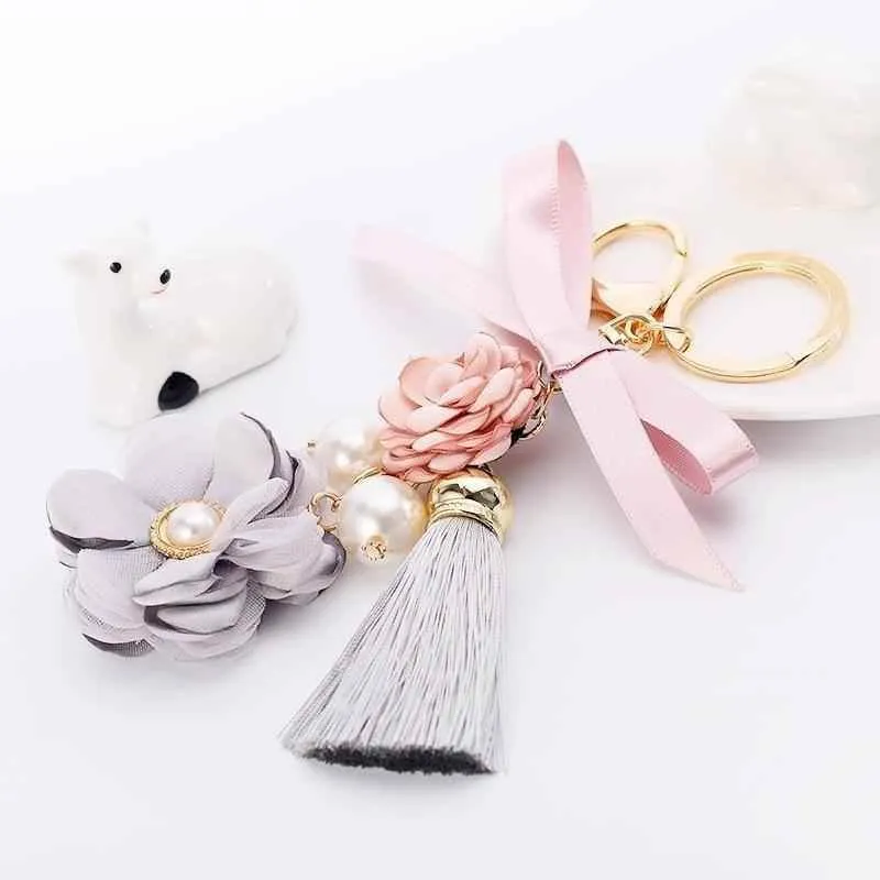 Bowknot Flower Pearl Unique Key Chain - C4961