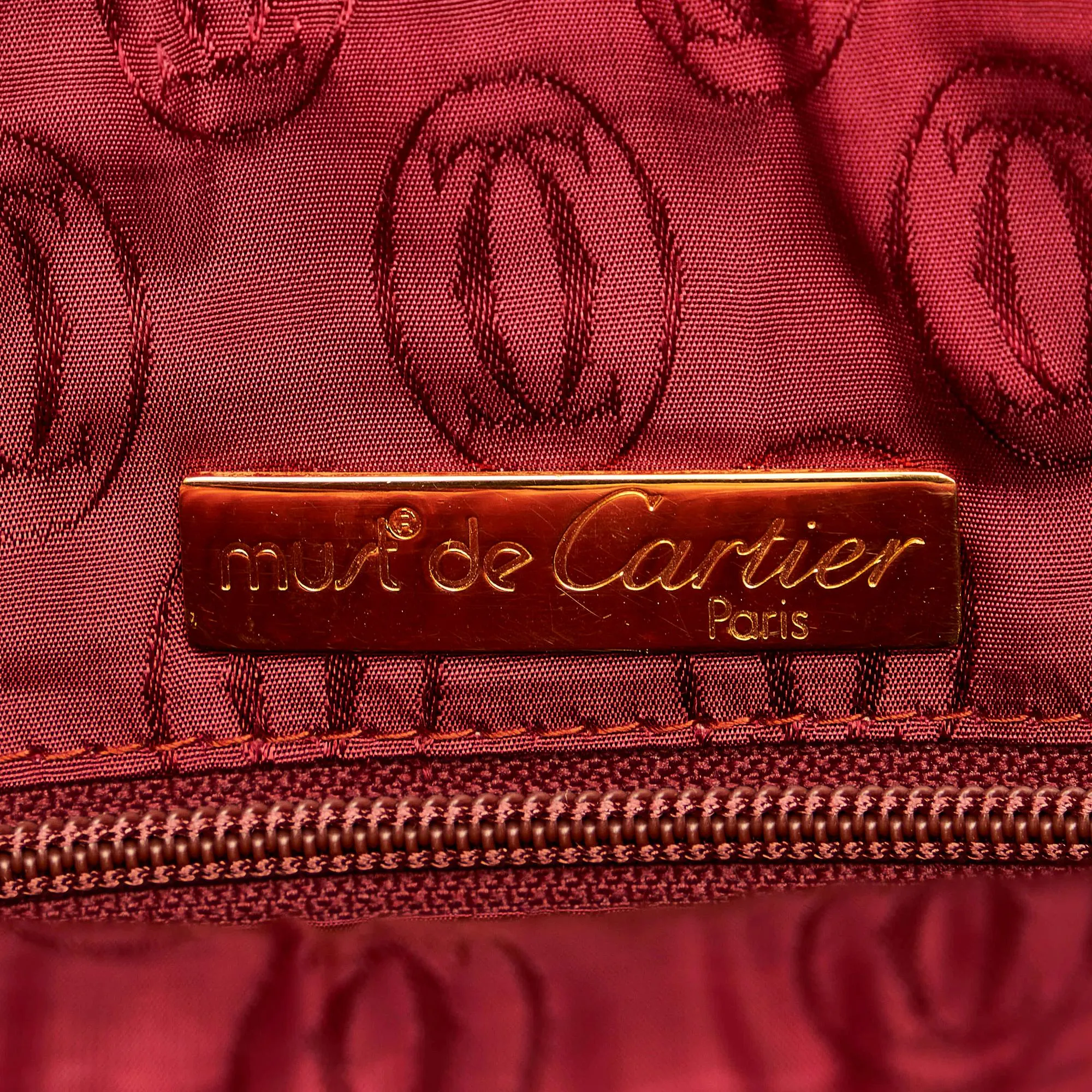 Cartier Must de Cartier Leather Crossbody Bag (SHG-29233)