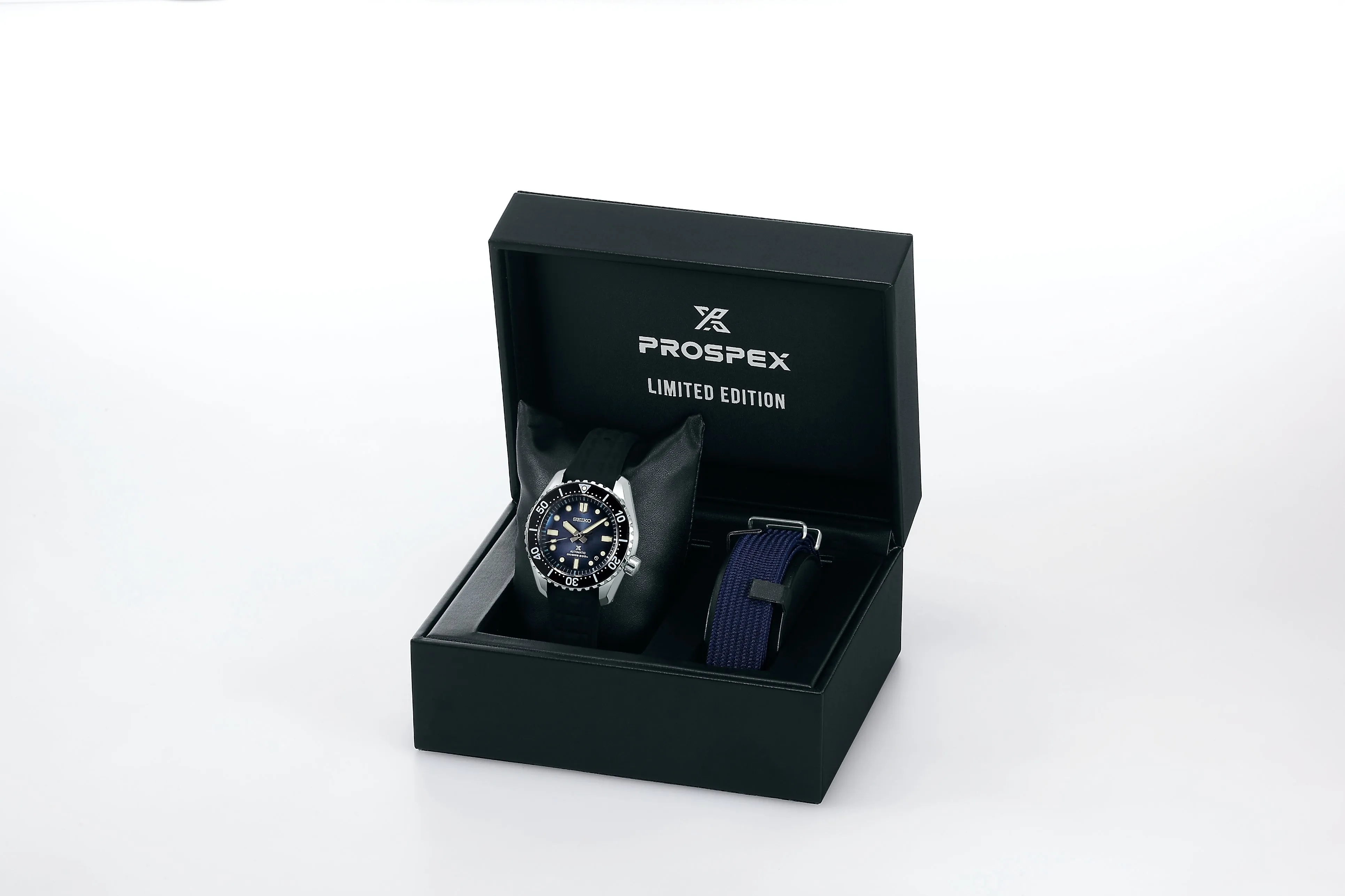 SIK Watch Prospex Antarctic IC 1968 ProFSsional Divers RCreation Limited Edition D