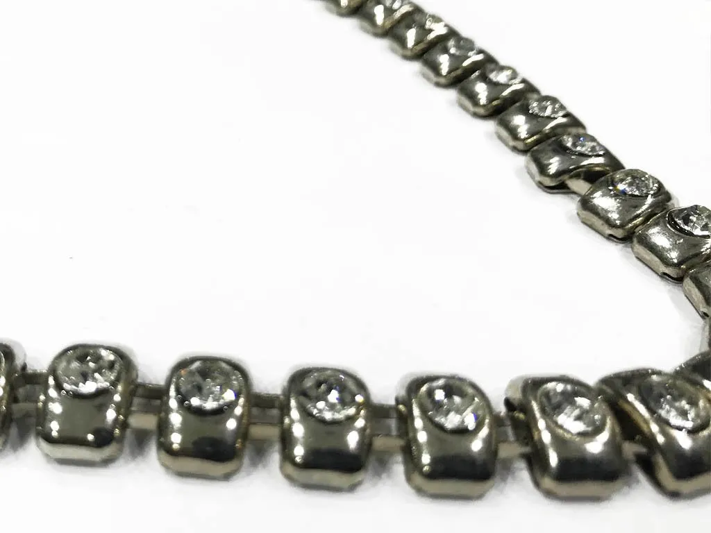 Silver Rectangular Designer Metal Chains with Stone (12 mm)